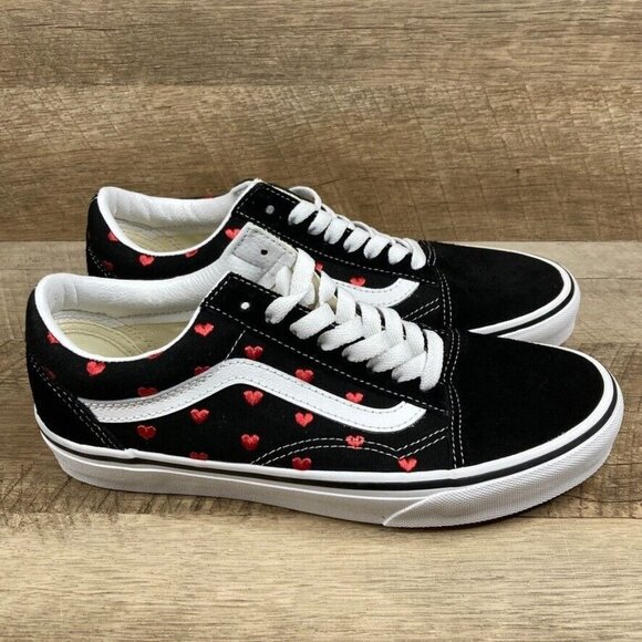 VANS Old Skool Hearts Love Black Red White RARE Shoes Sneakers Womens 8 NEW - Picture 2 of 9